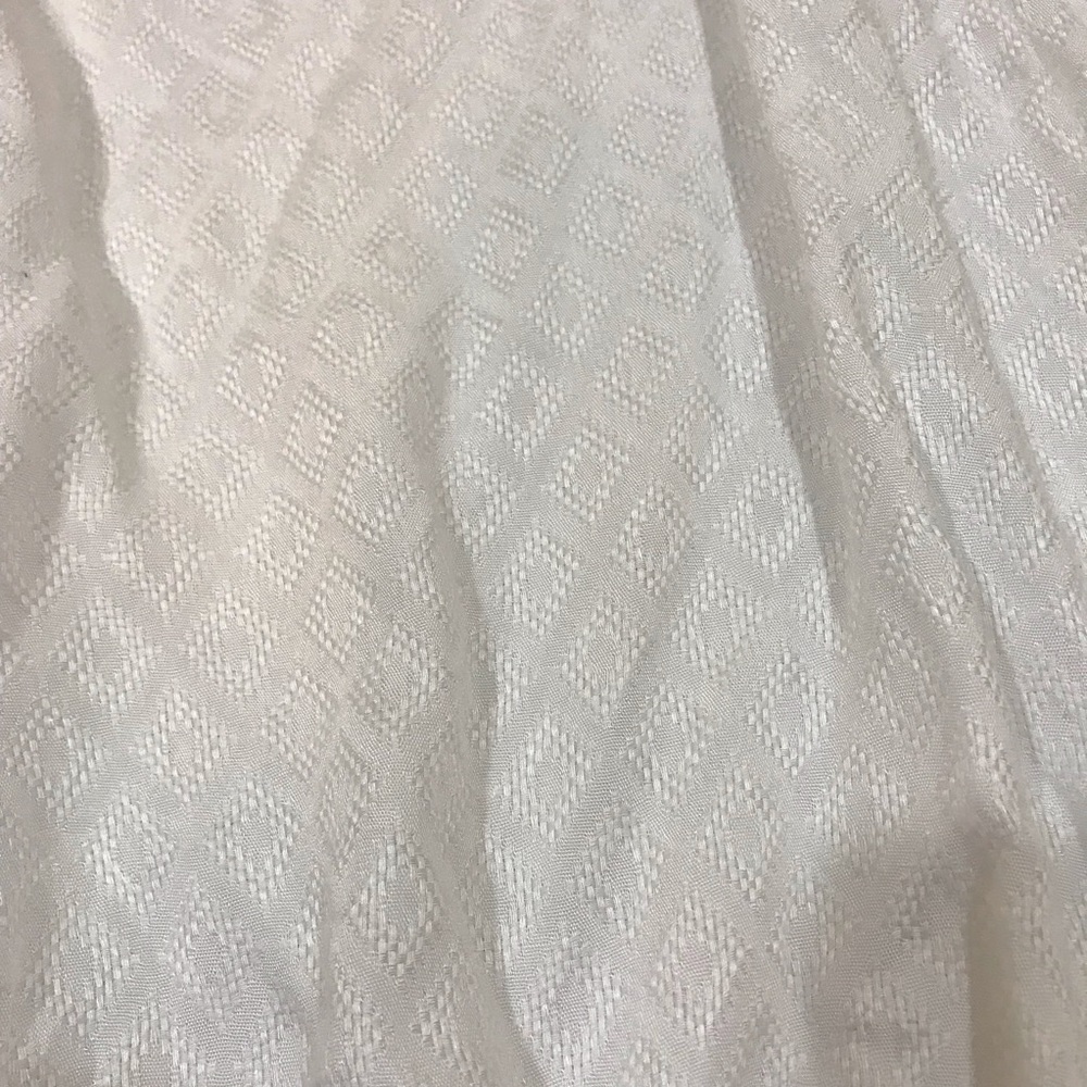 Diamond Ruffle Cold Shoulder Top - Picture 2 of 4